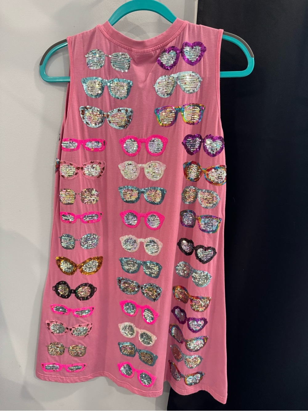 Queen of Sparkles Pink Sequin Sunglasses Dress Size Medium - Picture 4 of 4